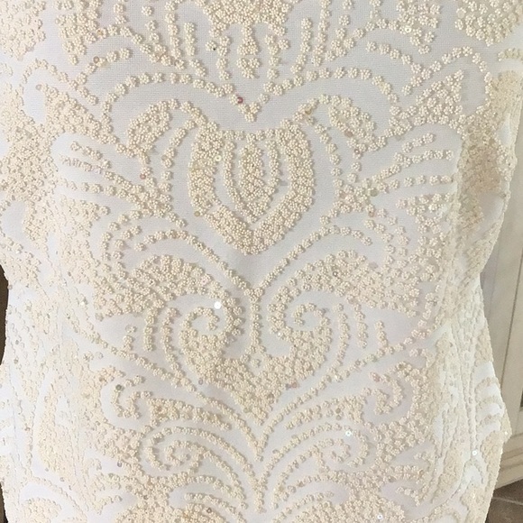 MSK sleeveless beaded v neck top, M - Picture 3 of 10